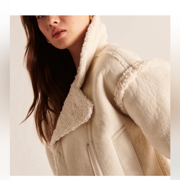 Abercrombie Vegan Suede Sherpa cropped jacket - Picture 3 of 6